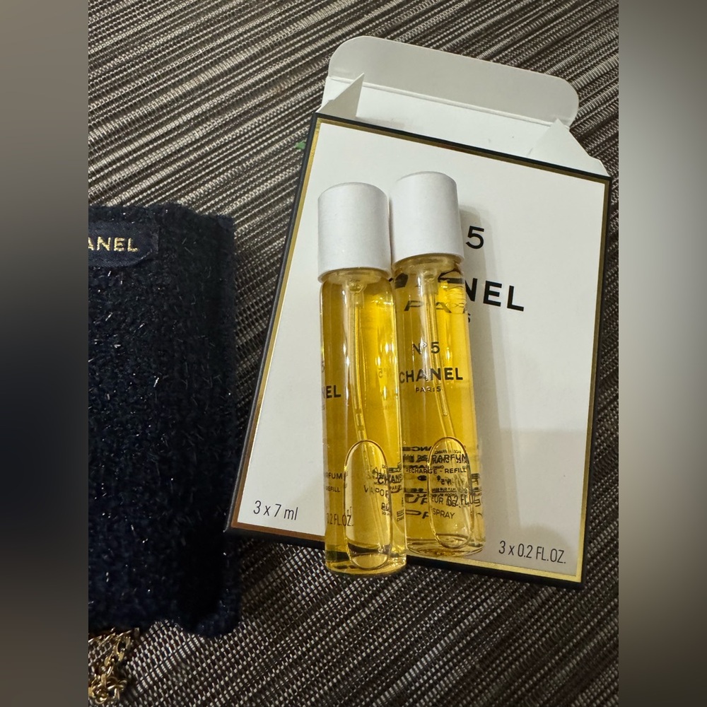 CHANEL Eau de Parfum Purse Spray - Picture 8 of 10